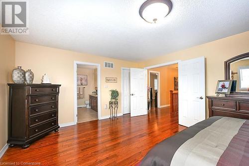 12 Edgehill Drive, Hamilton, ON - Indoor Photo Showing Bedroom