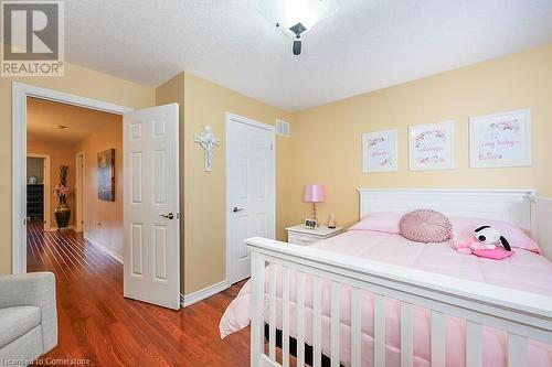 12 Edgehill Drive, Hamilton, ON - Indoor Photo Showing Bedroom