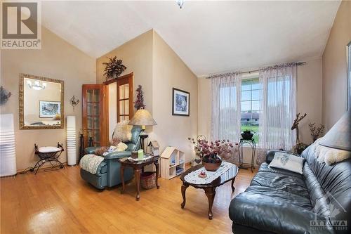 2060 Route 400 W Road, Limoges, ON - Indoor Photo Showing Living Room