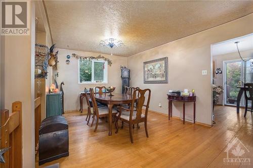 2060 Route 400 W Road, Limoges, ON - Indoor Photo Showing Dining Room