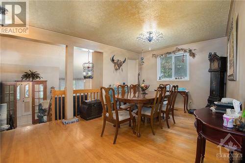 2060 Route 400 W Road, Limoges, ON - Indoor Photo Showing Dining Room