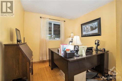 2060 Route 400 W Road, Limoges, ON - Indoor Photo Showing Other Room