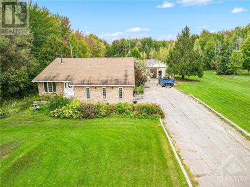 2060 Route 400 W Road, Limoges, ON - Outdoor