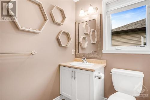 28 Yanik Street, Limoges, ON - Indoor Photo Showing Bathroom