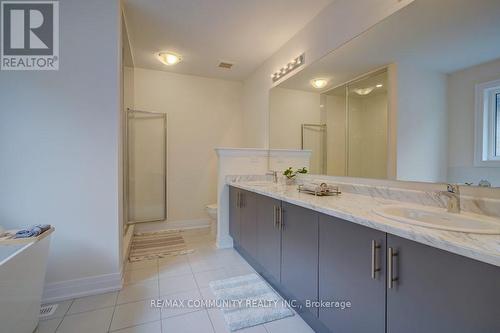 59 Hoad Street, Clarington, ON - Indoor Photo Showing Bathroom