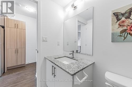 407 - 1 Falaise Road, Toronto, ON - Indoor Photo Showing Bathroom