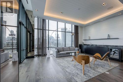 419 - 55 Merchant'S Wharf, Toronto, ON - Indoor