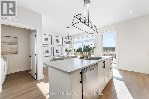 58 - 85 Tunks Lane, Middlesex Centre (Komoka), ON - Indoor Photo Showing Kitchen