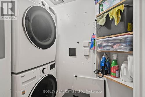 412 - 300 Balliol Street, Toronto, ON - Indoor Photo Showing Laundry Room