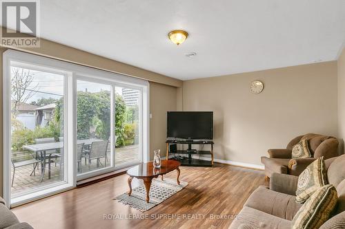 167 Regina Avenue, Toronto, ON - Indoor Photo Showing Living Room