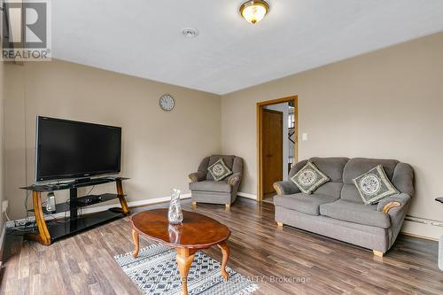 167 Regina Avenue, Toronto, ON - Indoor Photo Showing Living Room