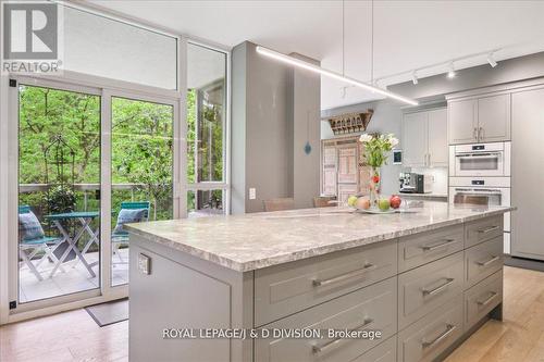 929 - 3600 Yonge Street, Toronto, ON - Indoor Photo Showing Kitchen