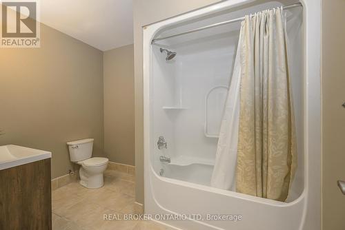 707 - 250 Pall Mall Street, London, ON - Indoor Photo Showing Bathroom