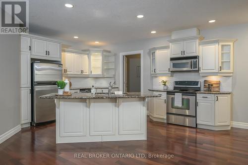 707 - 250 Pall Mall Street, London, ON - Indoor Photo Showing Kitchen With Double Sink