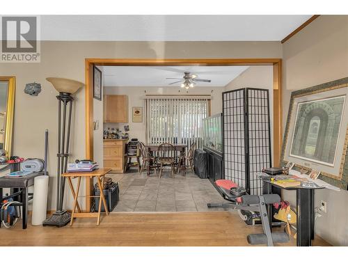 869 Saucier Avenue, Kelowna, BC - Indoor