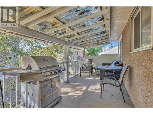 869 Saucier Avenue, Kelowna, BC - Outdoor