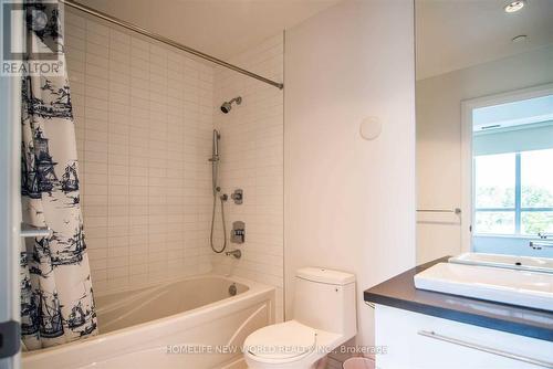 110 - 399 Spring Garden Avenue, Toronto, ON - Indoor Photo Showing Bathroom