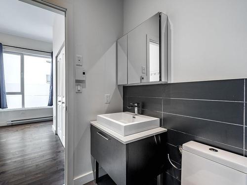 Ensuite bathroom - 3909-5150 Rue Buchan, Montréal (Côte-Des-Neiges/Notre-Dame-De-Grâce), QC - Indoor