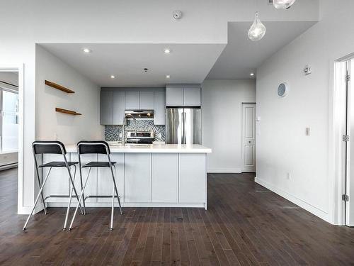 Kitchen - 3909-5150 Rue Buchan, Montréal (Côte-Des-Neiges/Notre-Dame-De-Grâce), QC - Indoor Photo Showing Kitchen