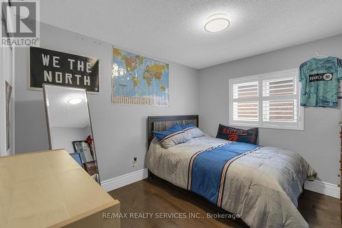 27 Fenflower Court, Brampton, ON - Indoor Photo Showing Bedroom