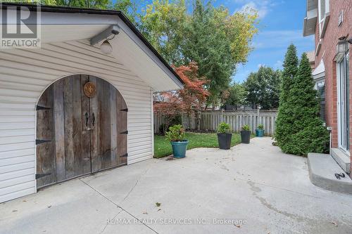 27 Fenflower Court, Brampton, ON - Outdoor With Exterior