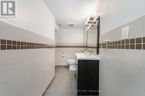 60 Horizon Street, Brampton, ON - Indoor Photo Showing Bathroom