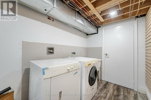 60 Horizon Street, Brampton, ON - Indoor Photo Showing Laundry Room