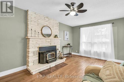 1 Windover Drive, Georgina, ON - Indoor Photo Showing Living Room With Fireplace