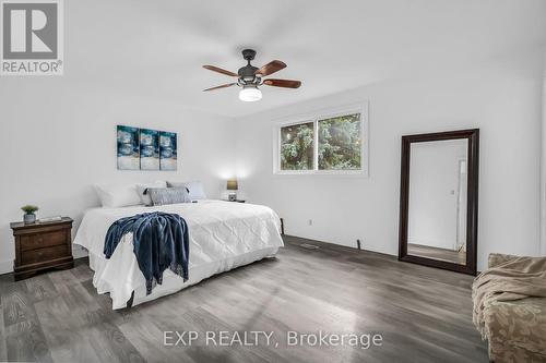 1 Windover Drive, Georgina, ON - Indoor Photo Showing Bedroom