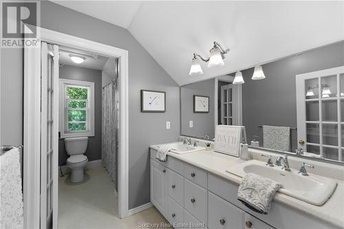 232 Montcalm, Sudbury, ON - Indoor Photo Showing Bathroom