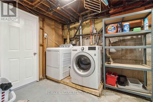 7988 Watson Street, Niagara Falls, ON - Indoor Photo Showing Laundry Room