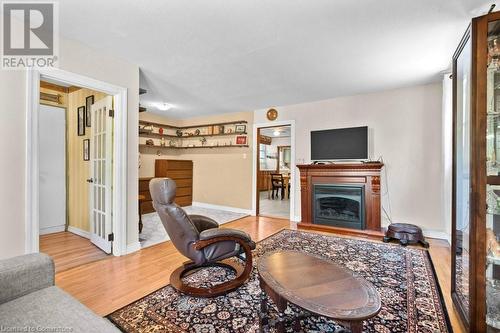 40 Union Street, Hamilton, ON - Indoor Photo Showing Living Room With Fireplace