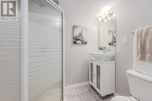 547 St Moritz Avenue, Waterloo, ON - Indoor Photo Showing Bathroom