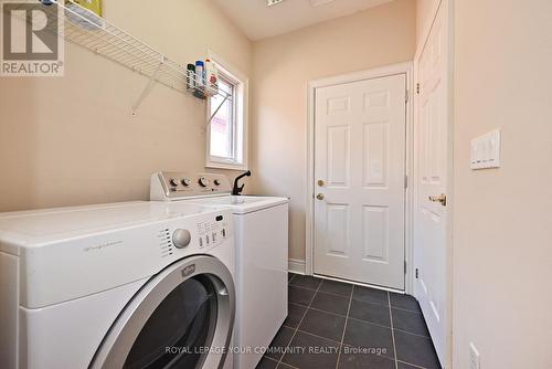 84 Long Stan, Whitchurch-Stouffville, ON - Indoor Photo Showing Laundry Room