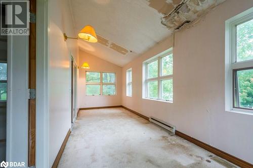 1424 County Rd 3 Road, Prince Edward County, ON - Indoor Photo Showing Other Room