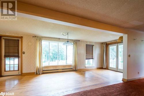 1424 County Rd 3 Road, Prince Edward County, ON - Indoor Photo Showing Other Room