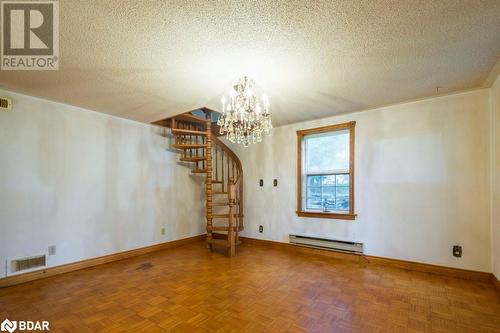 1424 County Rd 3 Road, Prince Edward County, ON - Indoor Photo Showing Other Room