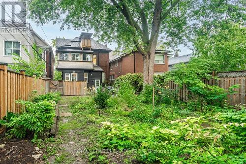 39 Delaware Avenue, Toronto, ON - Outdoor