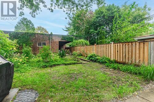 39 Delaware Avenue, Toronto, ON - Outdoor