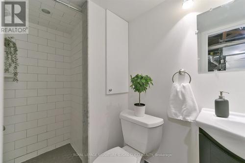 707 Sammon Avenue, Toronto, ON - Indoor Photo Showing Bathroom