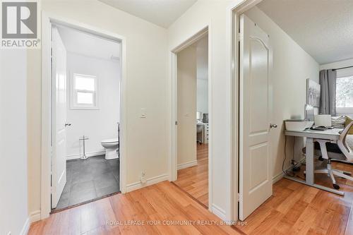 27 Cottonwood Court, Markham, ON - Indoor Photo Showing Other Room