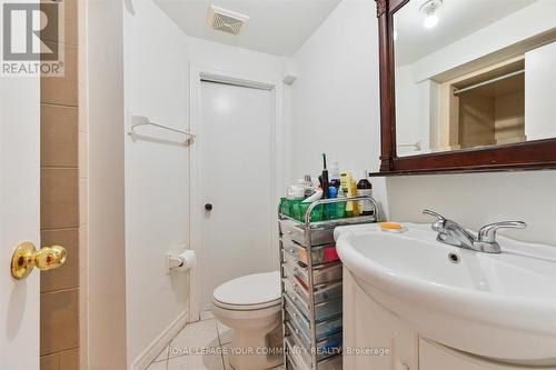 27 Cottonwood Court, Markham, ON - Indoor Photo Showing Bathroom