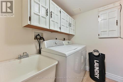 27 Cottonwood Court, Markham, ON - Indoor Photo Showing Laundry Room