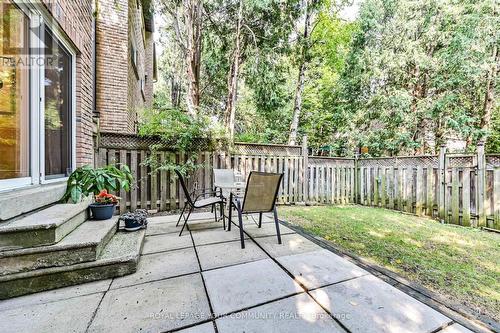 27 Cottonwood Court, Markham, ON - Outdoor