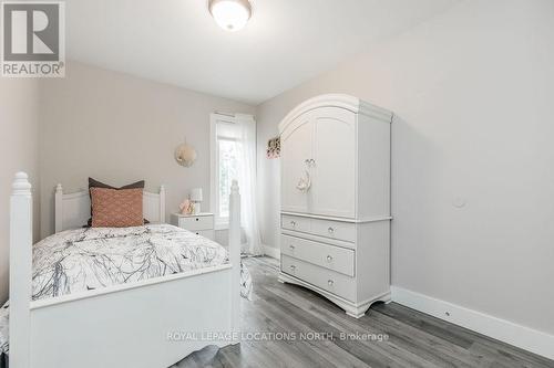 1 Timberland Crescent, Wasaga Beach, ON - Indoor Photo Showing Bedroom