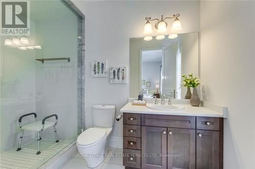 377 Tudor Avenue, Oakville, ON - Indoor Photo Showing Bathroom