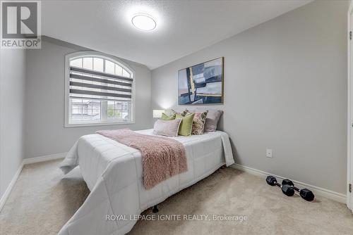 34 Rangemore Road, Brampton, ON - Indoor Photo Showing Bedroom