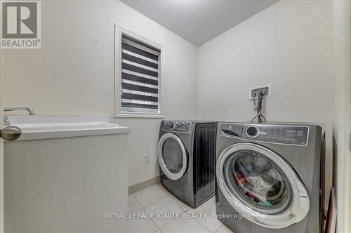 34 Rangemore Road, Brampton, ON - Indoor Photo Showing Laundry Room