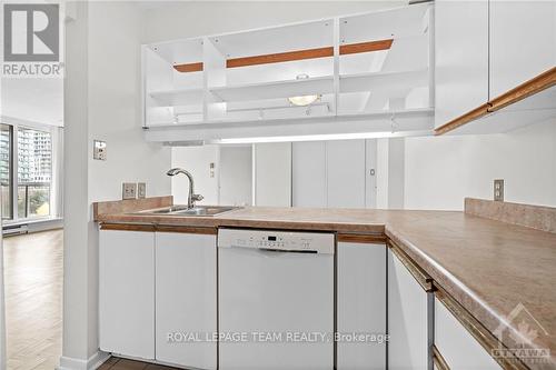 604 - 309 Cumberland Street, Ottawa, ON - Indoor Photo Showing Kitchen With Double Sink