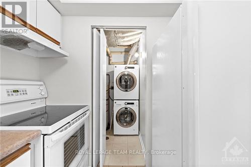 604 - 309 Cumberland Street, Ottawa, ON - Indoor Photo Showing Laundry Room